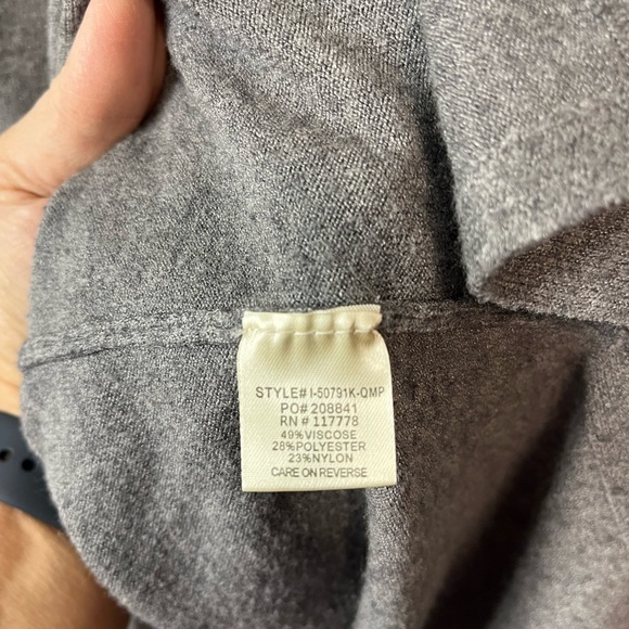 Lovestitch Heather Gray Knit Sweatshirt Women’s Small Oversized EUC - Picture 7 of 7